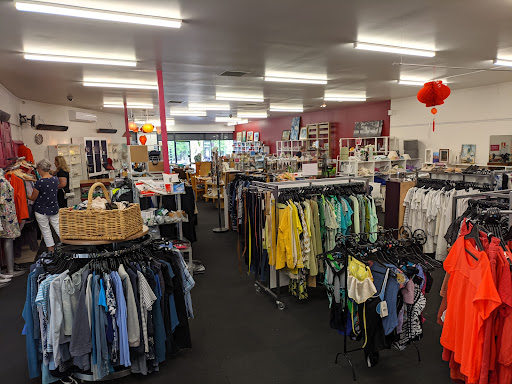 Hospice Shop, Link Drive