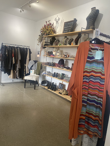 Jacqui's Pre-Loved and More