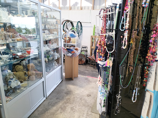 Habitat For Humanity Re-Use Store