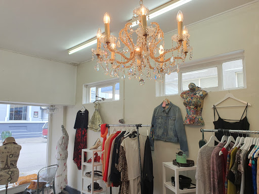 Tabbington's Preloved