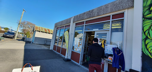 Birthright Opportunity Shop