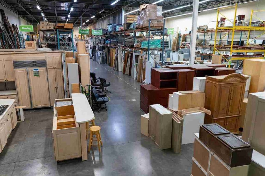 ReUse Shop 1 reuse shop