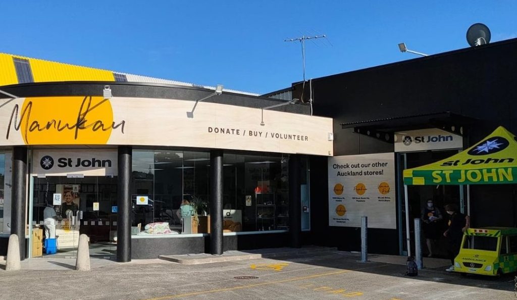 st john manukau store