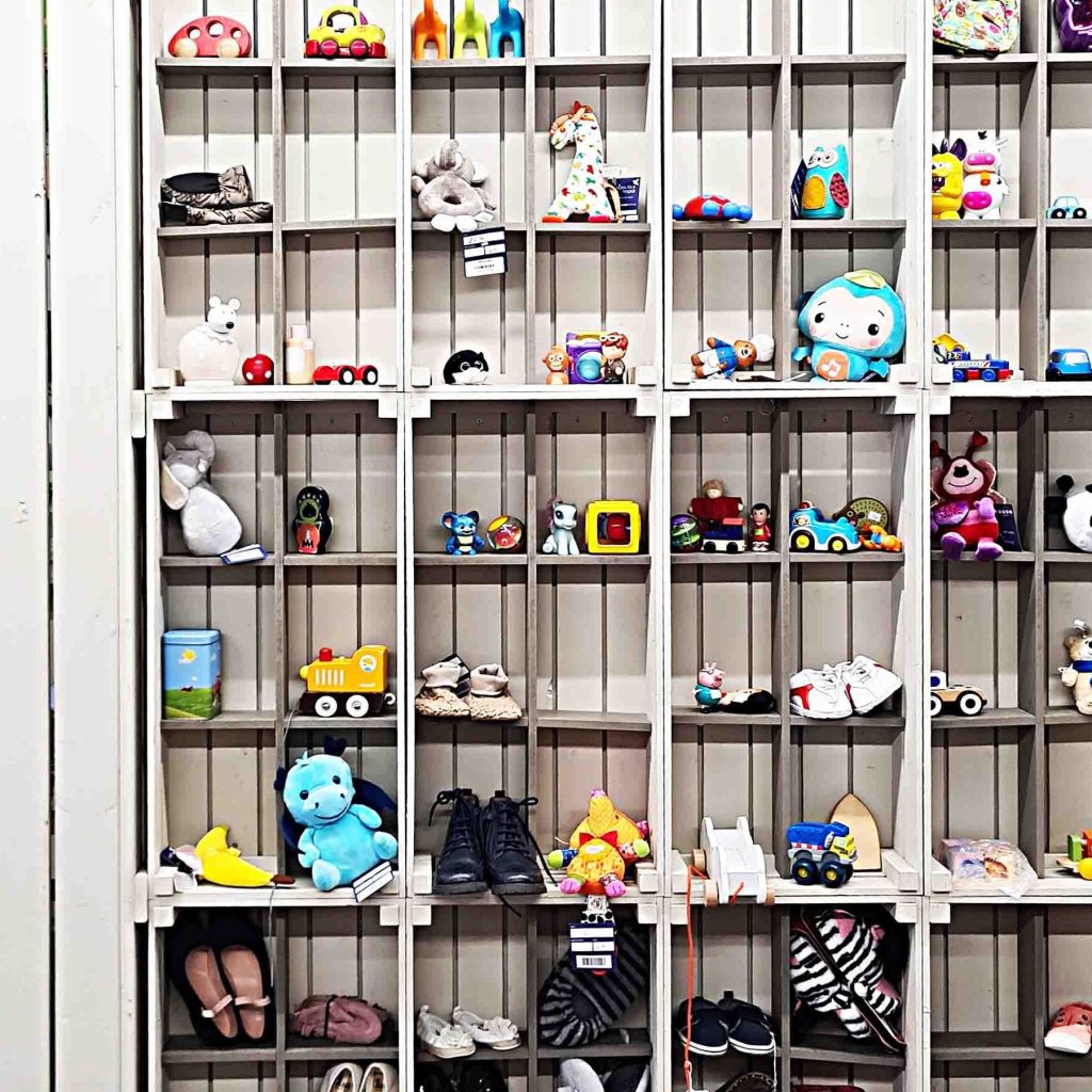 the best charity shops in kingston